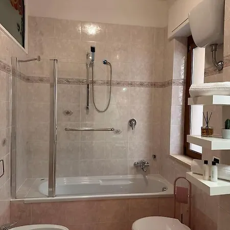 Apartment Luminoso Trilocale A Pomigliano Pomigliano d'Arco
